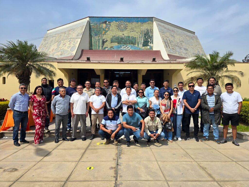 Foto de Diplomado en Palma Aceitera Sostenible fortalece capacidades del sector con jornada presencial en Lima